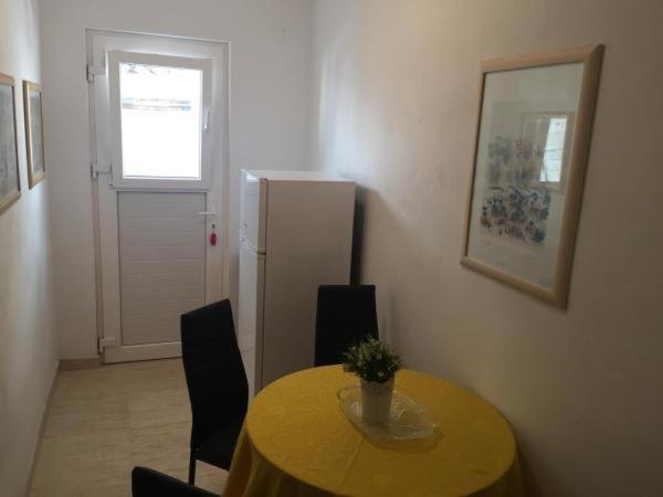 Apartments Kalajzic ปูชิสชา ห้อง รูปภาพ